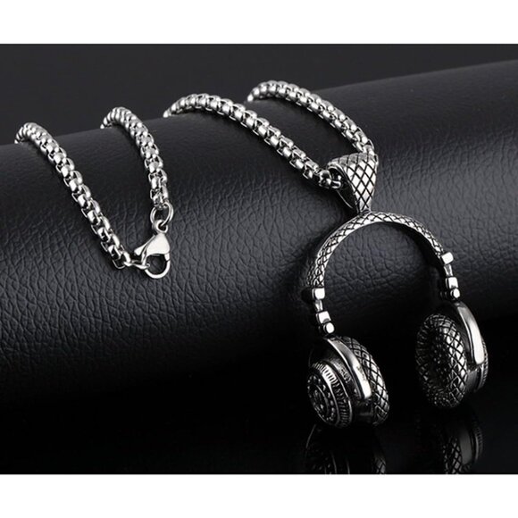 New Silver Stainless Steel Headphone Pendant Necklace for Men | DJ Music Gift - Picture 6 of 6